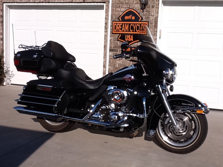 2007 Harley Davidson Ultra Classic photograph