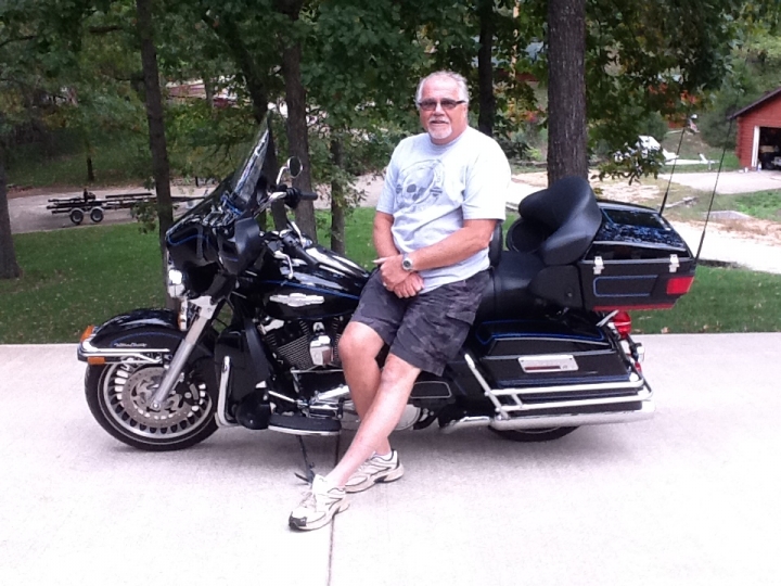 2011 Harley Davidson Ultra Classic FLHTCU photograph