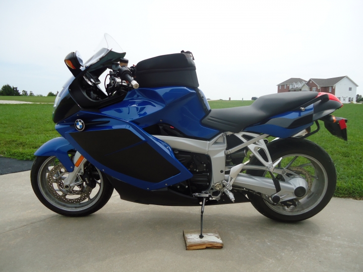 2005 BMW K1200S photograph