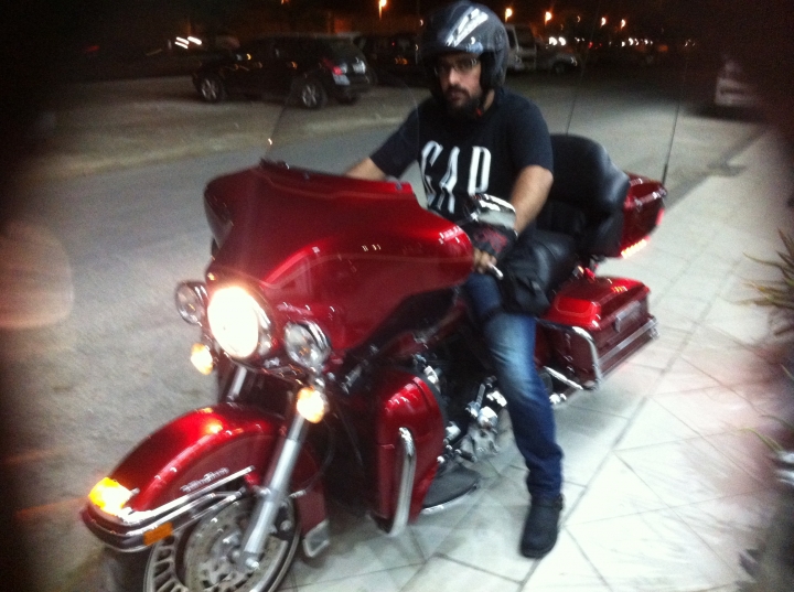 2012 Harley Davidson Ultra Classic FLHTCU photograph