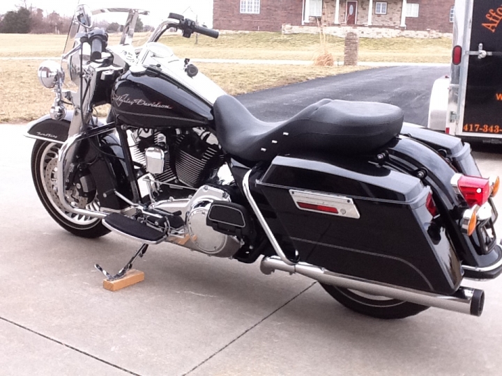 2011 Harley Davidson Road King  FLHR photograph