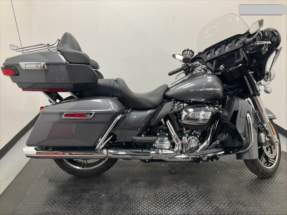 2022 HARLEY DAVIDDSON ULTRA LIMITED photograph
