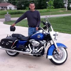2010 Harley Davidson Road King Classic FLHRC thumbnail