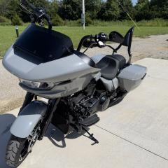2025 Harley-Davidson Road Glide thumbnail