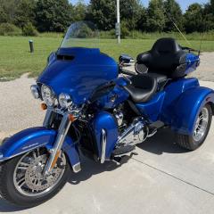 2024 Harley-Davidson Harley-Davidson Tri Glide Ultra Classic thumbnail