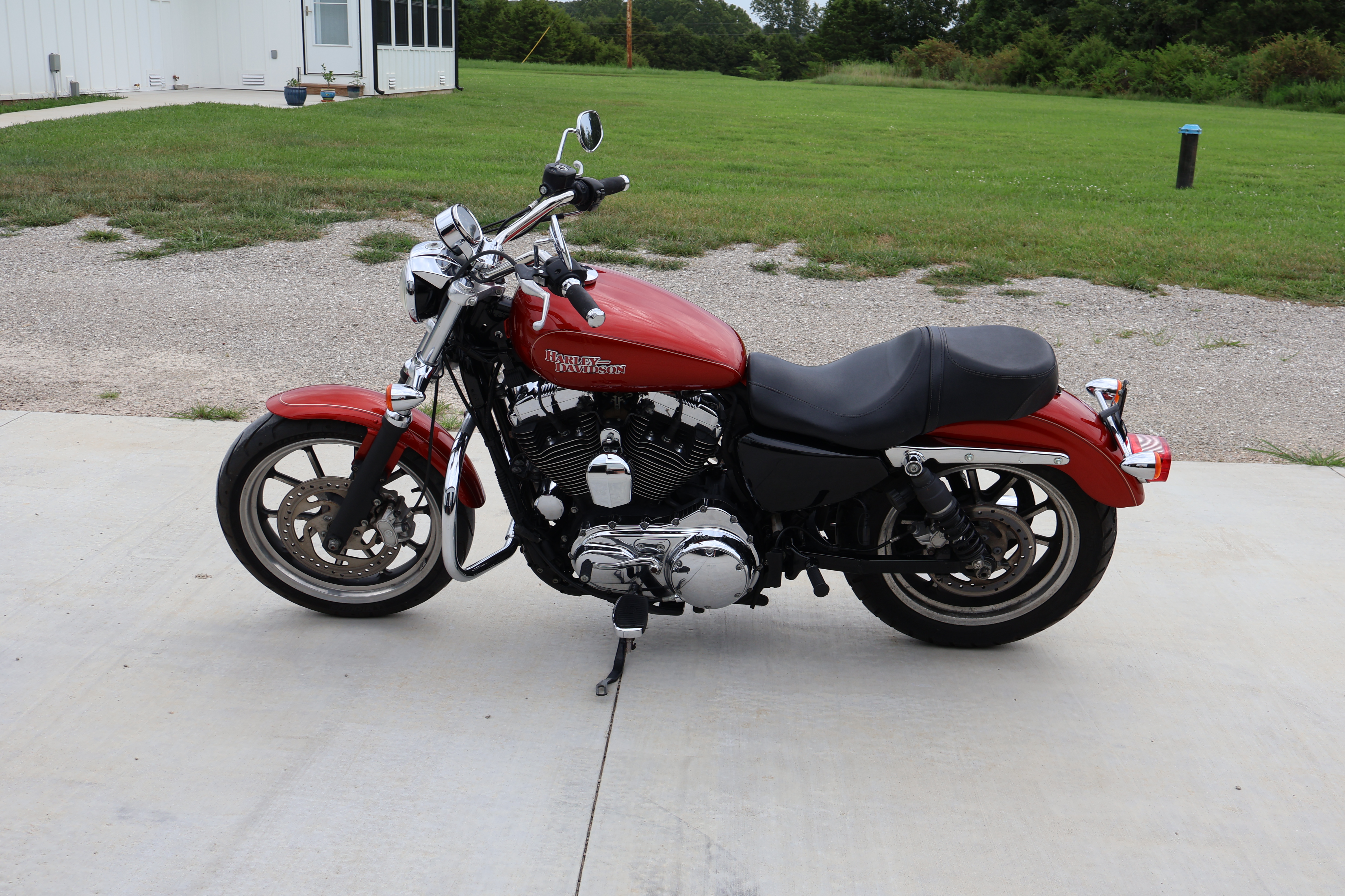2014 Harley-Davidson Sportster Super Low photograph