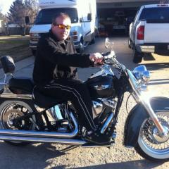 2005 Harley Davidson Softail Deluxe FLSTN thumbnail