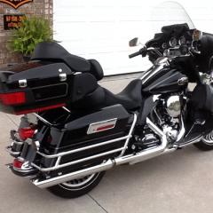 2009 Harley Davidson Ultra Classic FLHTCU thumbnail
