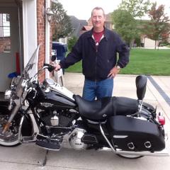 2011 Harley Davidson Road King Classic FLHRC thumbnail