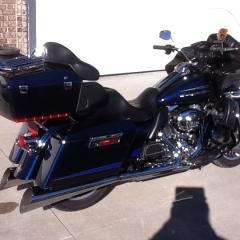 2012 Harley Davidson Road Glide Ultra FLTRU thumbnail