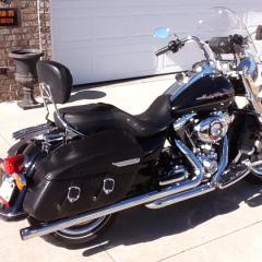 2012 Harley Davidson Road King FLHR thumbnail
