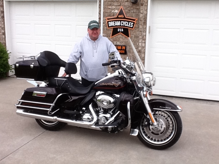 2011 Harley Davidson Road King FLHR photograph