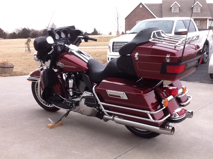 2009 Harley Davidson Ultra Classic FLHTCU photograph