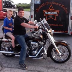 2011 Harley Davidson CVO Softail Convertible thumbnail