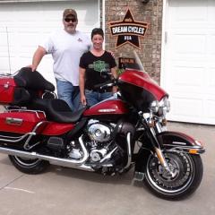 2011 Harley Davidson Ultra Classic Limited FLHTK thumbnail