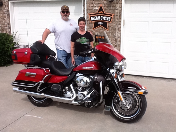 2011 Harley Davidson Ultra Classic Limited   FLHTK photograph