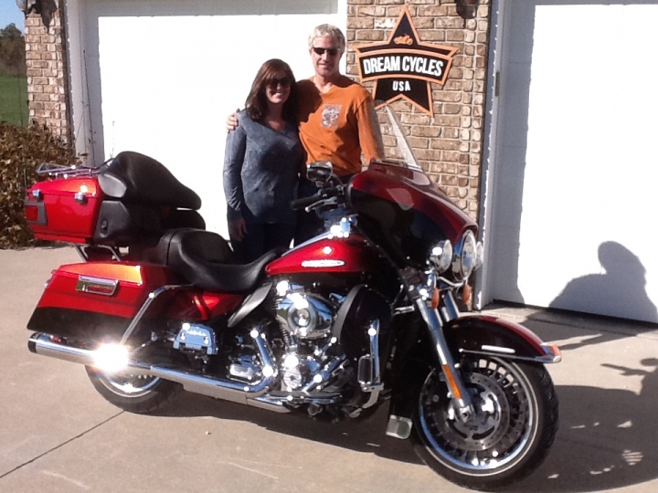2012 Harley Davidson Ultra Classic Limited   FLHTK photograph