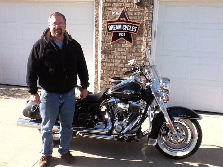 2011 Harley Davidson Road King Classic FLHRC photograph