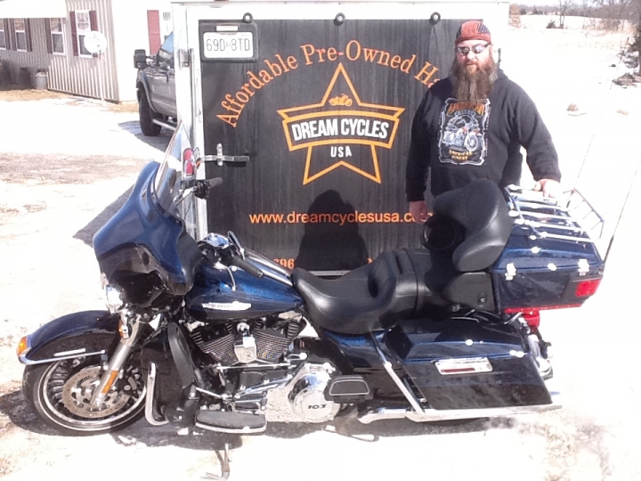 2013 Harley Davidson Ultra Classic Limited FLHTK photograph