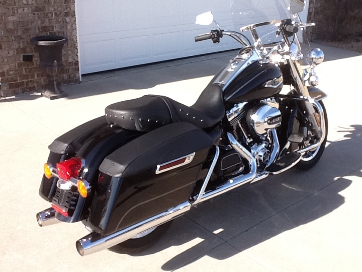 2014 Harley Davidson Road King FLHR photograph