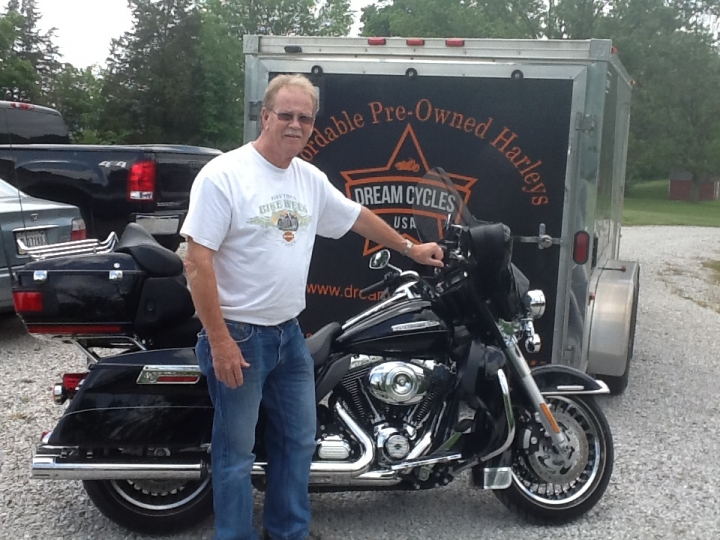 2011 Harley Davidson Ultra Classic Limited   FLHTK photograph
